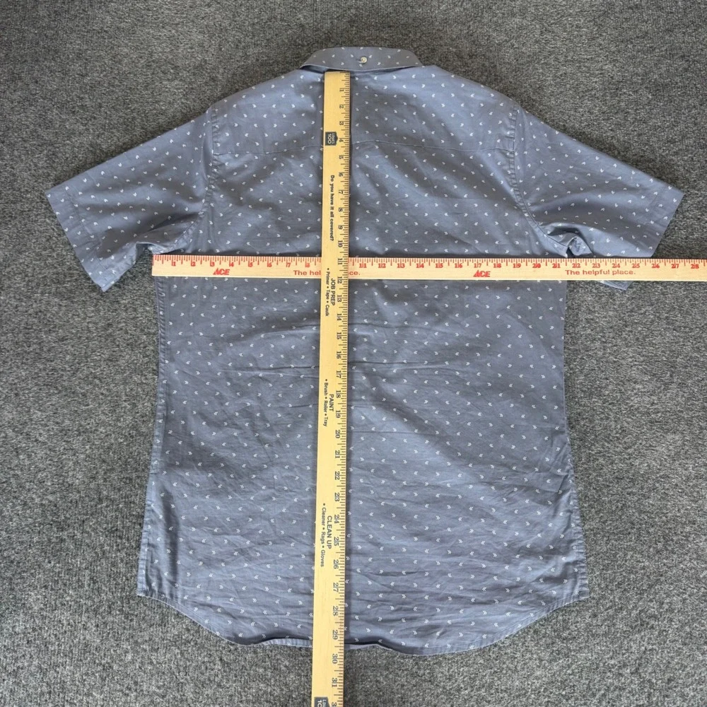 TravisMathew Mens Arrow Print Short Sleeve Button Up Shirt Size M Golf Casual